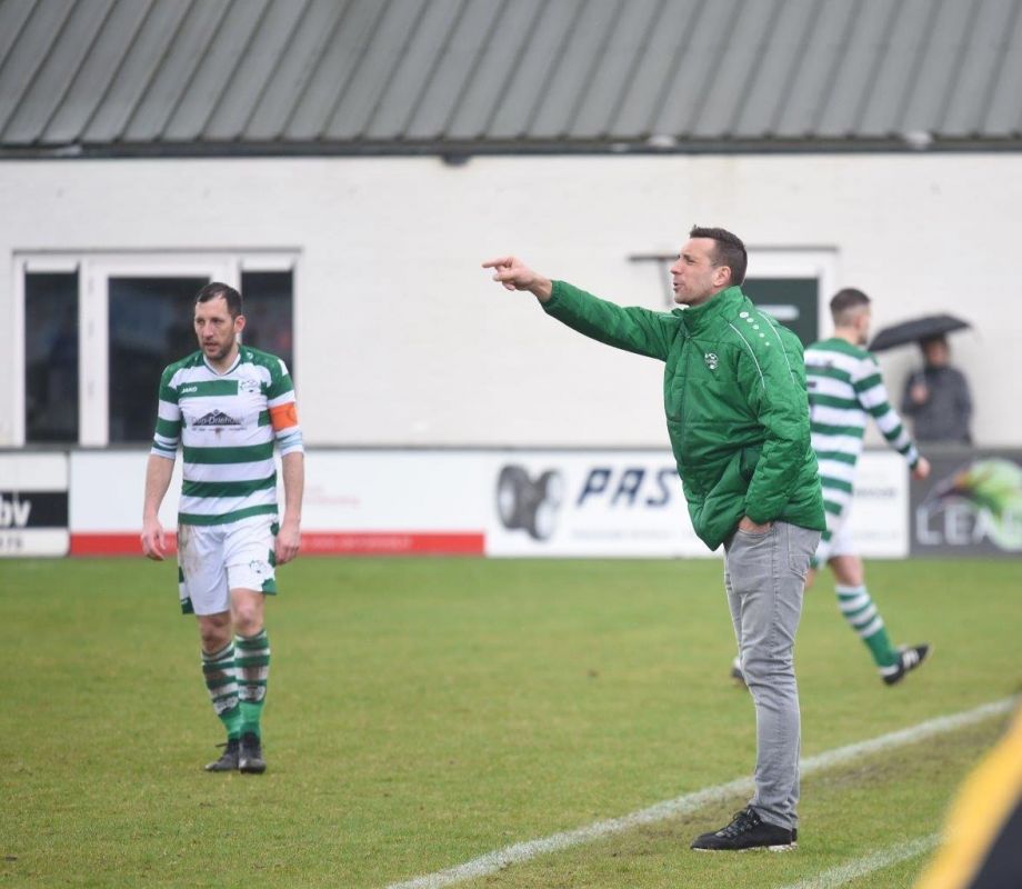 Ramon van Rixtel neemt afscheid als hoofdtrainer van EVVC